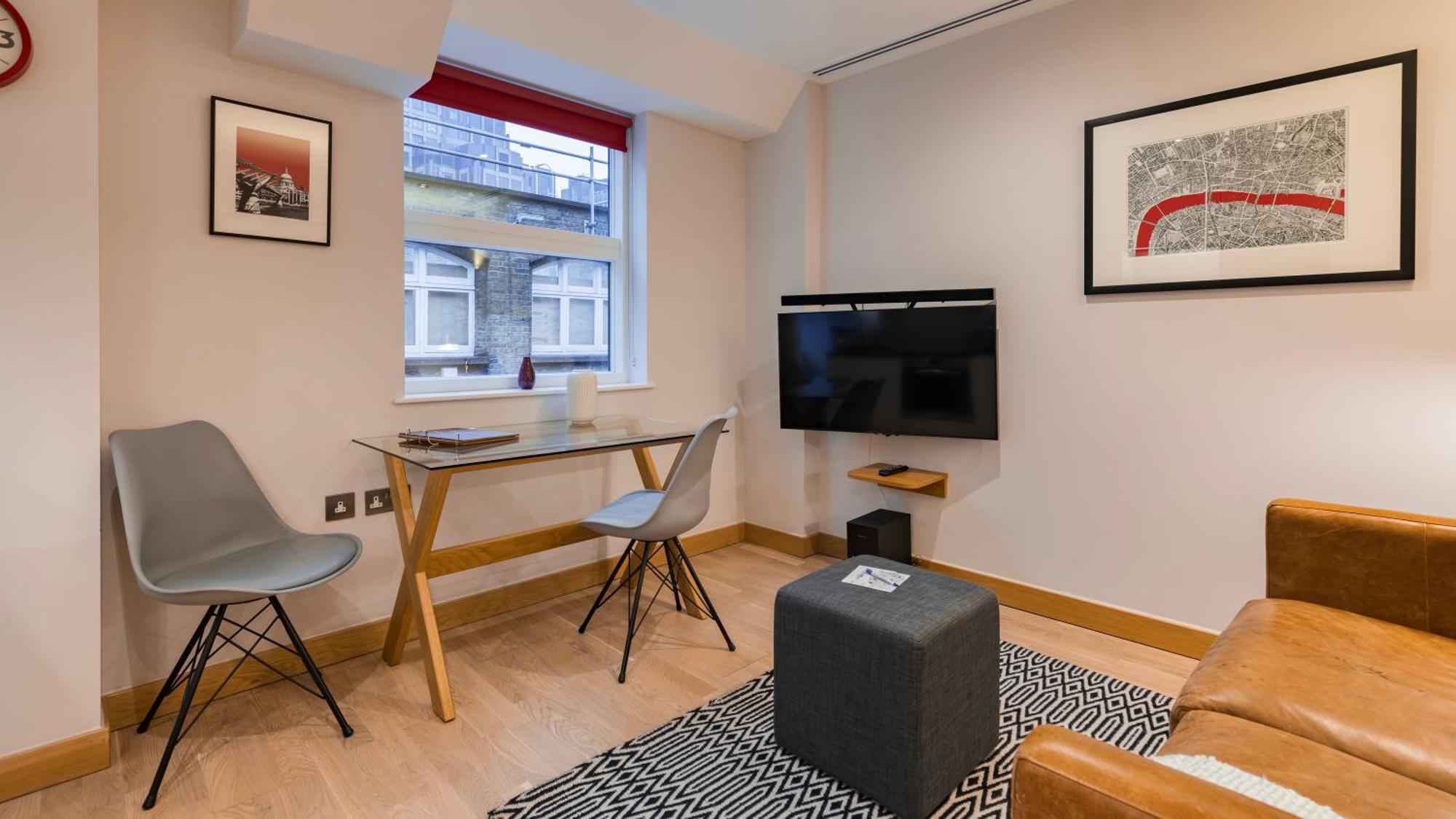 Barbican Serviced Apartments By Lovelystay Лондон Экстерьер фото