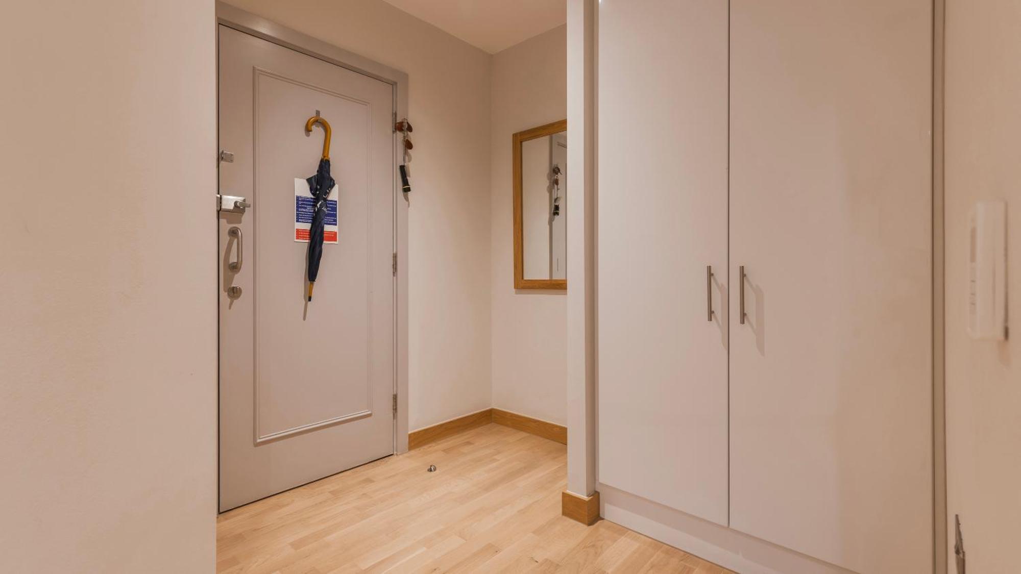 Barbican Serviced Apartments By Lovelystay Лондон Экстерьер фото